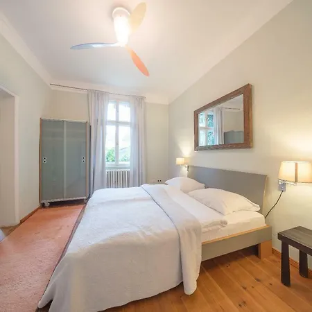 Daire Design - 